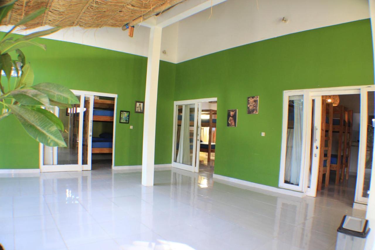 Black Sand Hostel Amed Esterno foto