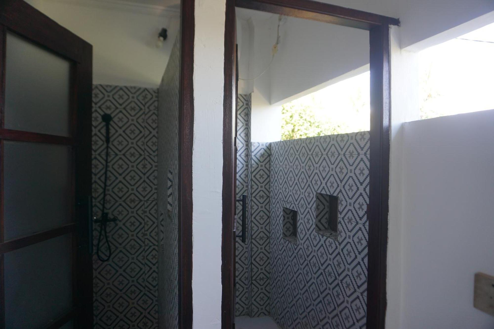 Black Sand Hostel Amed Esterno foto